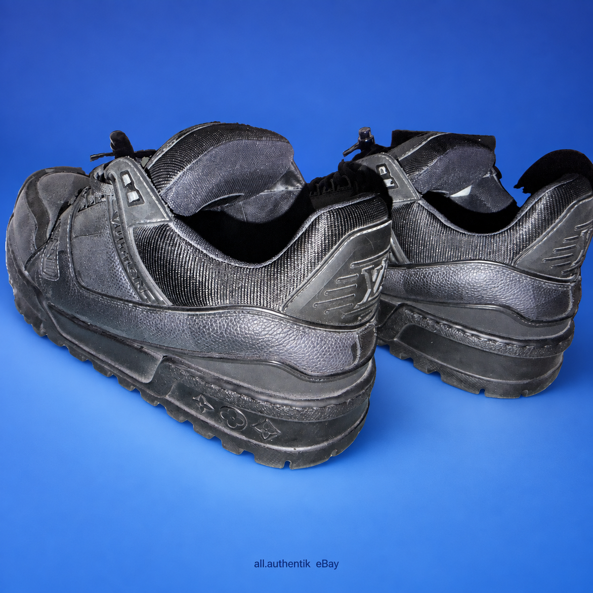 Louis Vuitton Men’s Black Leather & Mesh Sneakers Size 8.5 - image 1